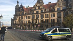Za miliardovou loupeží jsou nejméně čtyři lidé, stále jsou na útěku