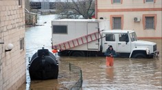 Obrovská bouře zasáhla Krym. Měla poškodit část ruské obranné linie