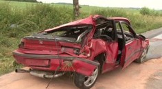 V autě udělal několik kotrmelců a zemřel