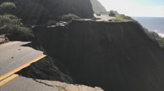 Ikonická dálnice v Kalifornii se po deštích zřítila do Tichého oceánu