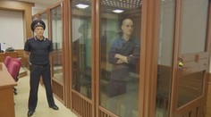 Rusko soudí amerického novináře. Pro údajnou špionáž ho vězní už 15 měsíců