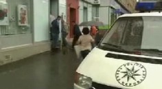 Banku v Praze přepadl ozbrojený muž