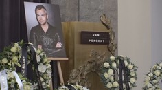 České hvězdy se loučí se stylistou Pokorným. Čvančarová neudržela slzy