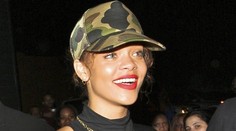 Konec spekulací! Zpěvačka Rihanna se pochlubila těhotenským bříškem