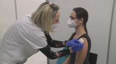 Po první dávce očkování se nakazily desítky tisíc lidí. Někteří i zemřeli