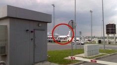 Poškozený airbus šel na zem. Dnes neodletí
