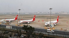 Boeing 737 Max 8 musel nouzově přistát, měl problémy s motorem!