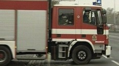 Opilci jeli v autě, uhořel v něm jeden muž