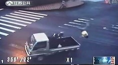 Děsivé autonehody, kdy smrt měla zrovna volno