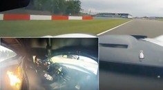 VIDEO: Zběsilá jízda o život. Pilotovi hoří auto doslova za zadkem