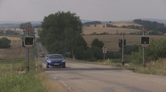 Bez závor jsou tisíce přejezdů. Na místě tragédie měly být dávno
