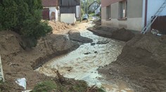 Opatovem se potřetí prohnala voda s bahnem. Místní jsou už zoufalí