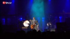 VIDEO Z KONCERTU: James Blunt opět v Praze