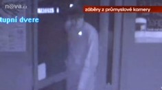 Policie pátrá po nebezpečných lupičích, kteří přepadávají pražské herny
