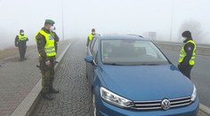 Stovky lidí měly smůlu. Policie jim zabránila jet do jiného okresu