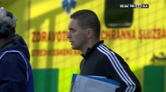 Opilý sudí je zpátky ve fotbalu! Jeho doživotí trvalo jen 15 měsíců!