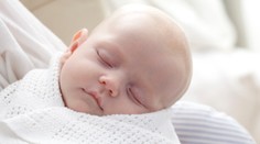 První miminka letošního roku v Česku: Přišla na svět už minutu po půlnoci