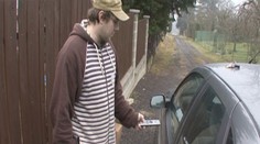 VAROVÁNÍ: Auto jde snadno ukrást, stačí televizní ovladač