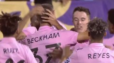 Beckham může být pyšný. Jeho syn ho napodobil a vystřihl parádní přímák