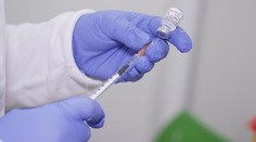 Začíná chřipkové období. Češi mají stále velký zájem o očkování proti covidu