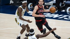 Důležitý krok před play-off. Saty pomohl sejmout přímého konkurenta