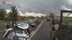Česká Route 66: Příbramí projela burácející kolona vymazlených veteránů a motorek