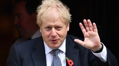 Britský premiér Boris Johnson je na jednotce intenzivní péče. Vláda od úterý zmírňuje opatření