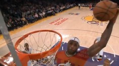 Vánoce á la LeBron James. Hvězdný basketbalista dal svým fanouškům krásný dárek