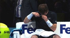 VIDEO: Neuvěřitelný Murray. Proč si během zápasu stříhal vlasy?