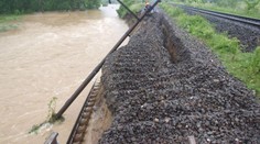 Na Slovensku HROZÍ POVODNĚ! Silně prší
