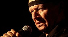 Další hudební legenda je po smrti! Proslavil ji hit z Pulp Fiction