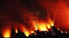 VIDEO: Etna chrlí lávu! Nad sopkou je mrak popela