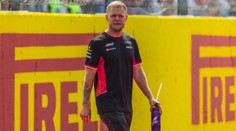 Magnussen nasbíral už 12 trestných bodů. V dalším závodě nesmí startovat