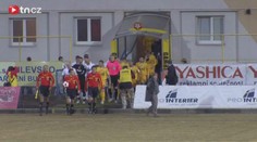 VIDEO: Boj o fotbalovou ligu skončil remízou, nejblíž k postupu má Dukla Praha