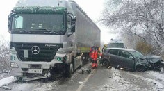 Slovensko trápí sněhová kalamita, tisíce domovů jsou bez proudu