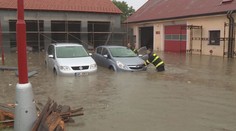 Čerpadla hasičů běžela celou noc. Hladiny řek už se vrátily do normálu