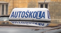 V autoškolách nastanou velké změny. Upravují se písemné testy. PŘEHLED