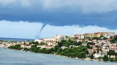 VIDEO: Čeští turisté natočili vodní smršť v Chorvatsku. Děsivý zážitek, říkají