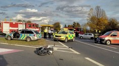 Tragická nehoda na Ústecku. Řidič motorky po srážce s autem přišel o život