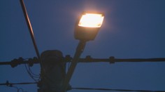 Česká města šetří elektřinu, vyměňují pouliční lampy za úspornější