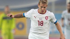 Fotbalisté to s nožem na krku zvládli. Vítězství nad Arménií vystřílel Vydra