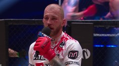Emoce v kleci KSW. Humburger domácí vítězství věnoval dědečkovi v kómatu