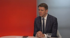 Rvačky do politiky nepatří. Nejsme na tom tak zle jako Slováci, řekl Skopeček