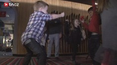 Adamec šikanoval Mareše, Gottová křičela: Bojuj!