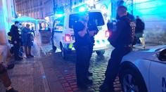 Taxikář zaútočil na pražské zastupitele. Měl je polít smrdutou tekutinou