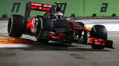Kvalifikaci v Abú Zabí ovládl Hamilton, Vettel skončil třetí
