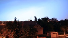 Českem se prohnaly silné bouřky: Vytopily sklepy, zastavily vlaky