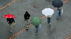 PŘEDPOVĚĎ: Svetry a deštníky! O víkendu se ochladí a bude pršet