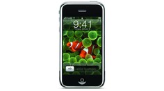 Telefon iPhone bere Česko útokem. Oficiálně