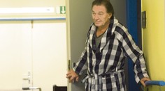 Karel se pustil do boje: Nemocný Gott je po první chemoterapii!